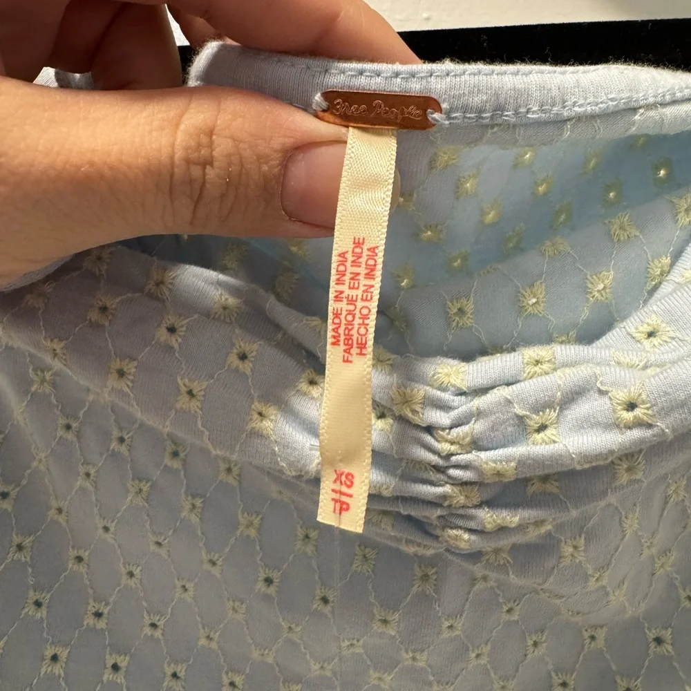 Free People Sky Blue Textured Top NWT- XS - Picture 3 of 3